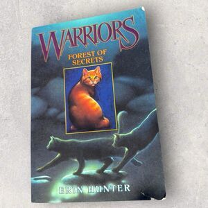 Forest of Secrets by Erin Hunter (Paperback 2003) Warriors book 3